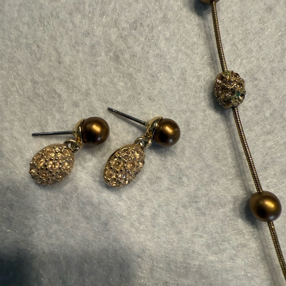 Elegant Gold and Brown Beaded Necklace and Earring Set - Picture 2 of 5